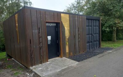 Toilettes publiques et d’espace de rangement